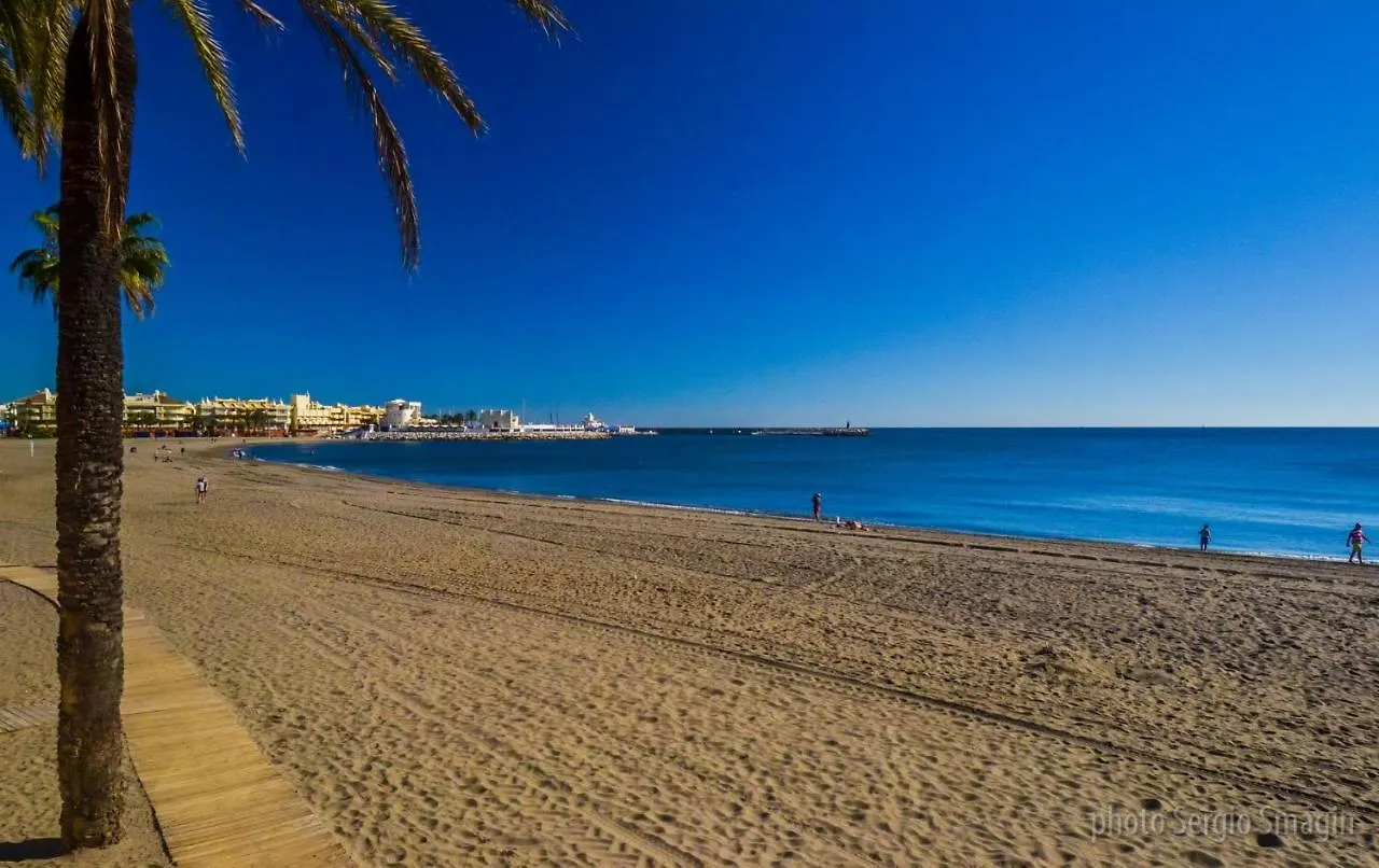 20 Apartamentos Hercules - Piscina Y Playa - Excelente Conexion Wifi Benalmadena Spain