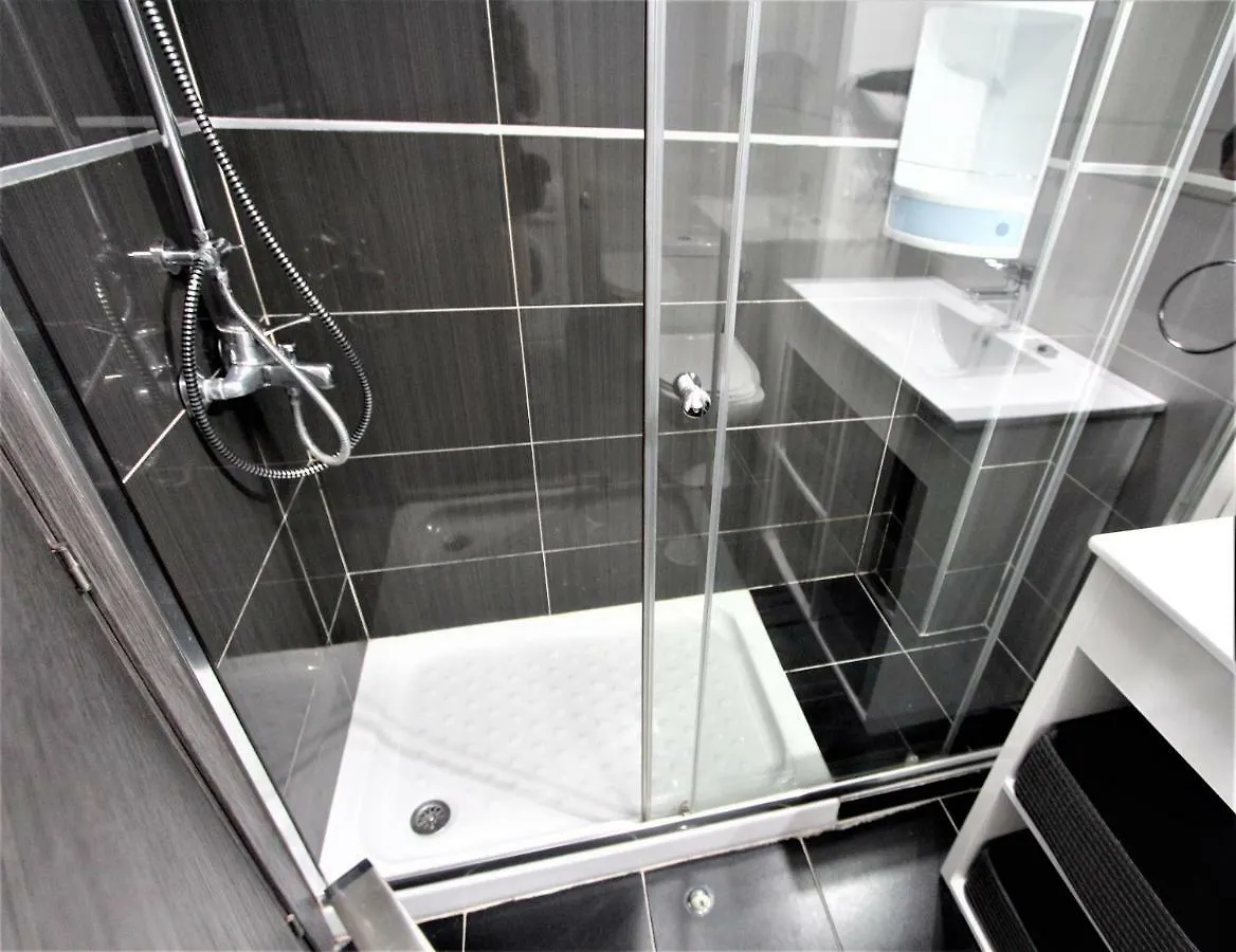 20 Apartamentos Hercules - Piscina Y Playa - Excelente Conexion Wifi Benalmadena 0*,  Spain