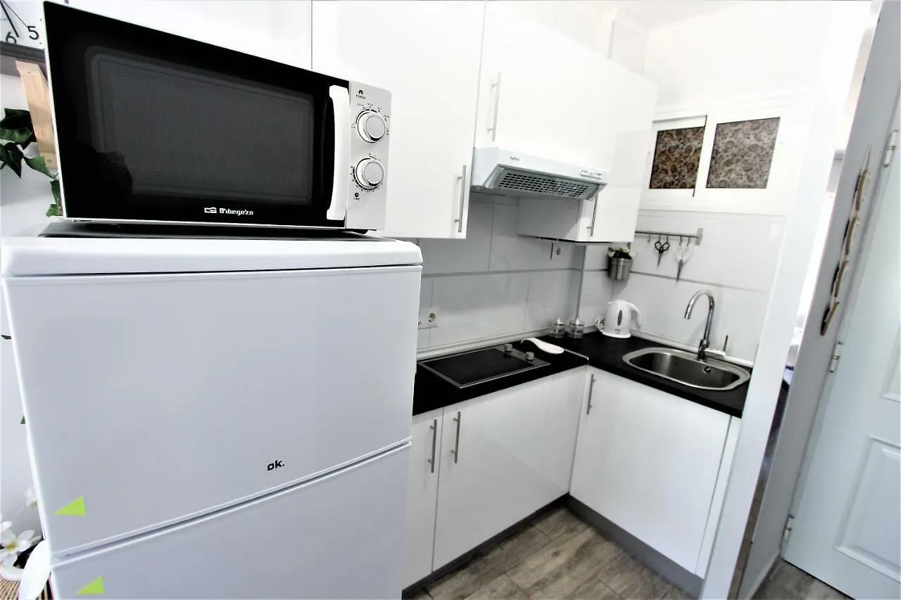 20 Apartamentos Hercules - Piscina Y Playa - Excelente Conexion Wifi Benalmadena Spain